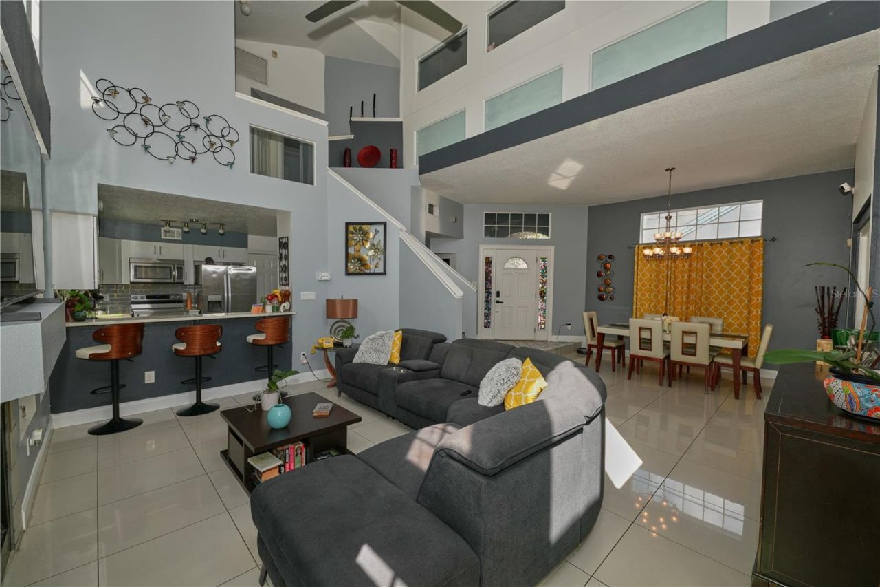 7305 Victoria Circle , Unit 202, Orlando, FL 32835 Photo