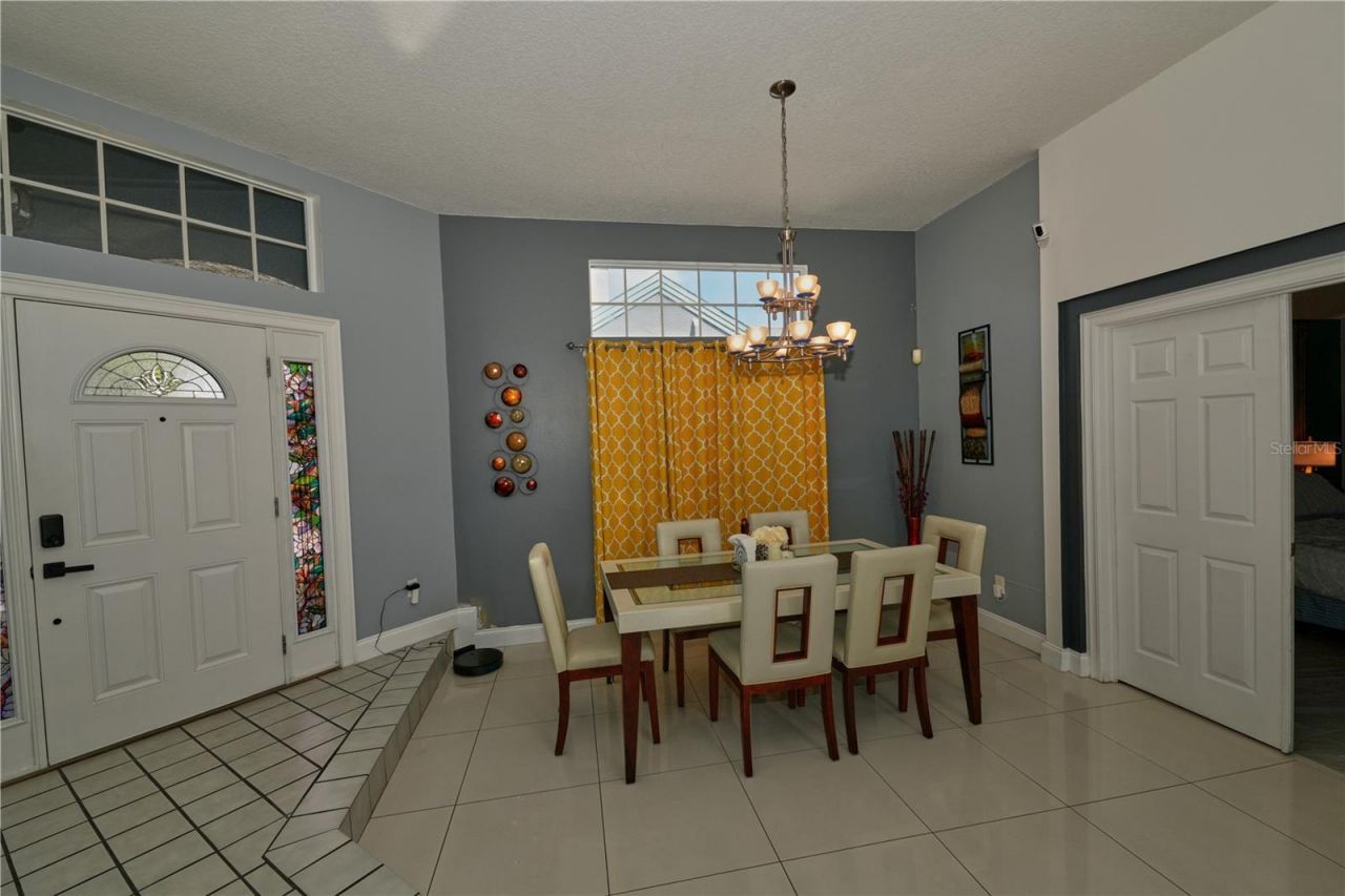 7305 Victoria Circle , Unit 202, Orlando, FL 32835 Photo