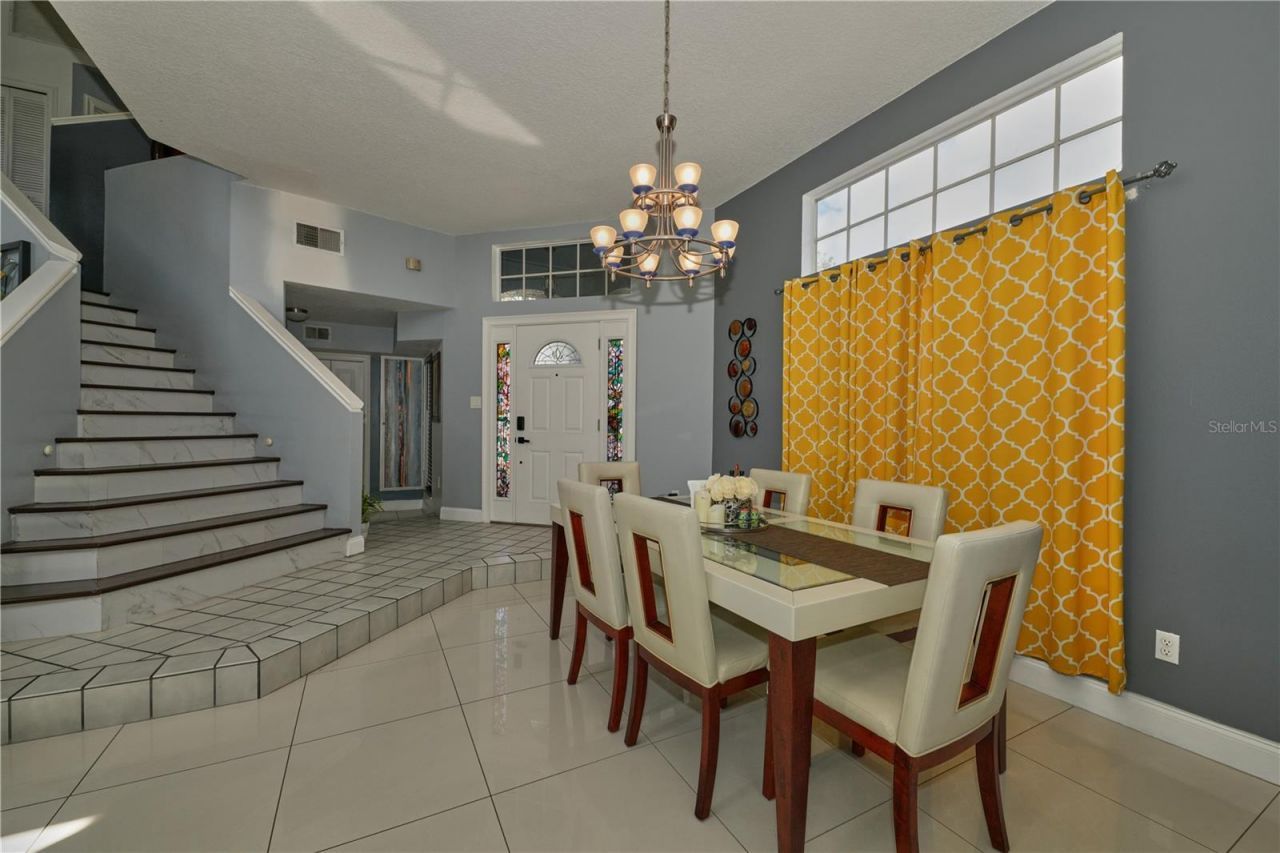 7305 Victoria Circle , Unit 202, Orlando, FL 32835 Photo