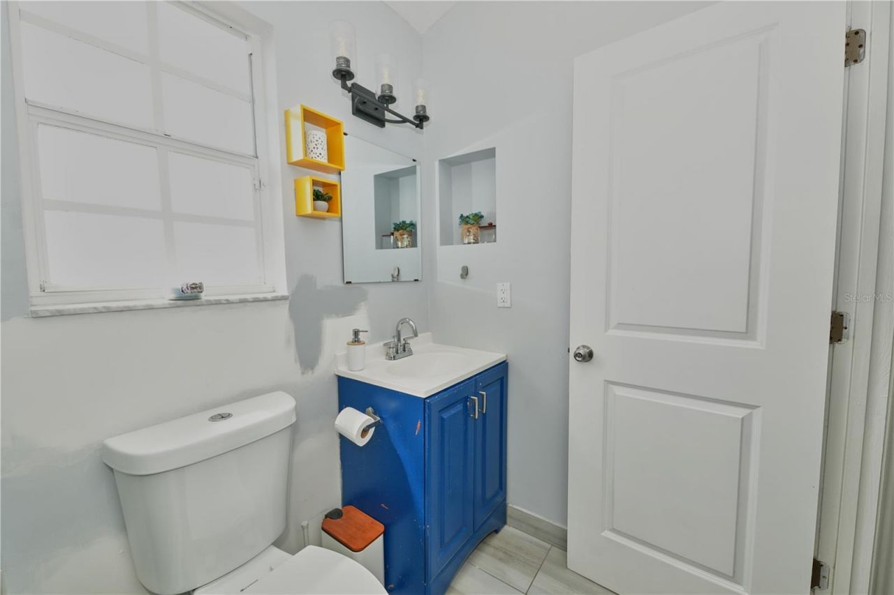 7305 Victoria Circle , Unit 202, Orlando, FL 32835 Photo