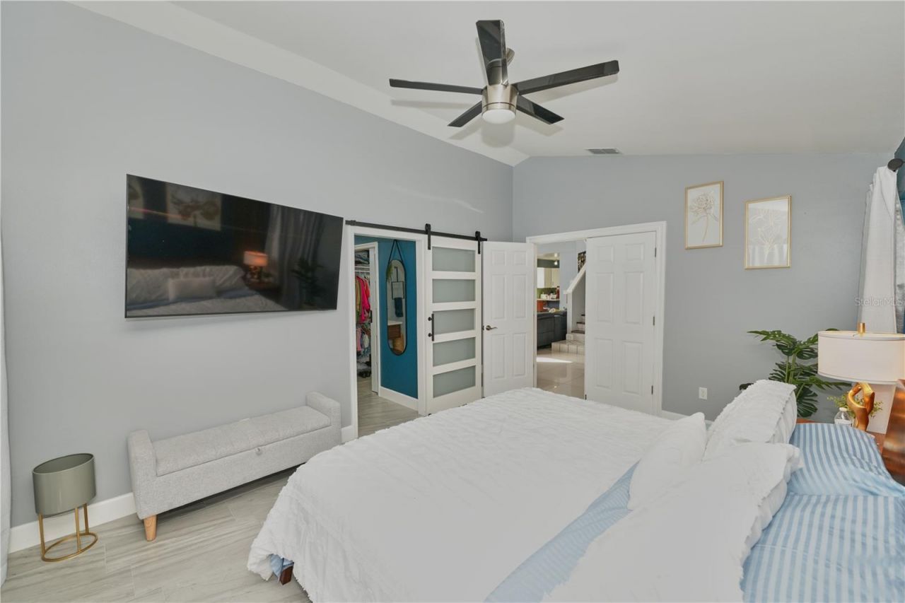 7305 Victoria Circle , Unit 202, Orlando, FL 32835 Photo