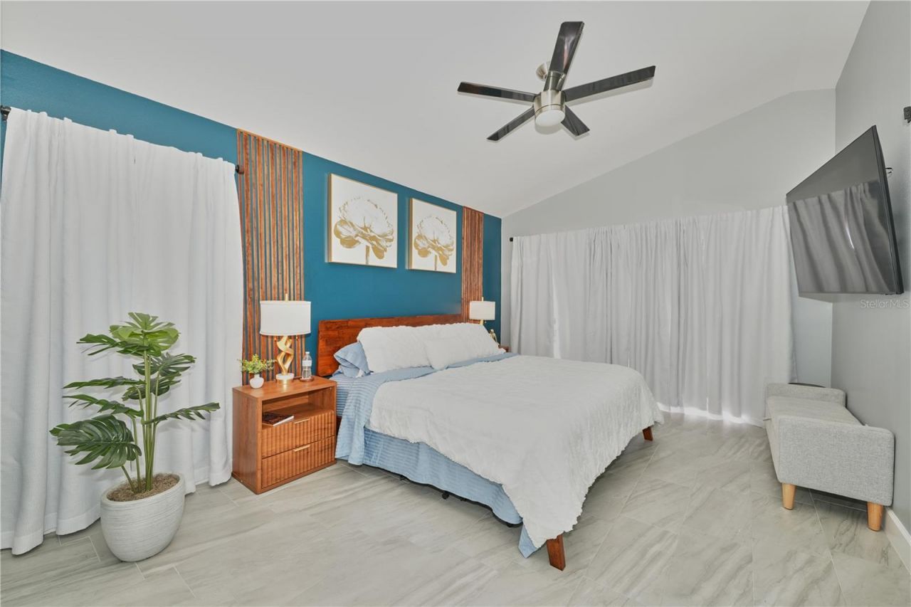 7305 Victoria Circle , Unit 202, Orlando, FL 32835 Photo