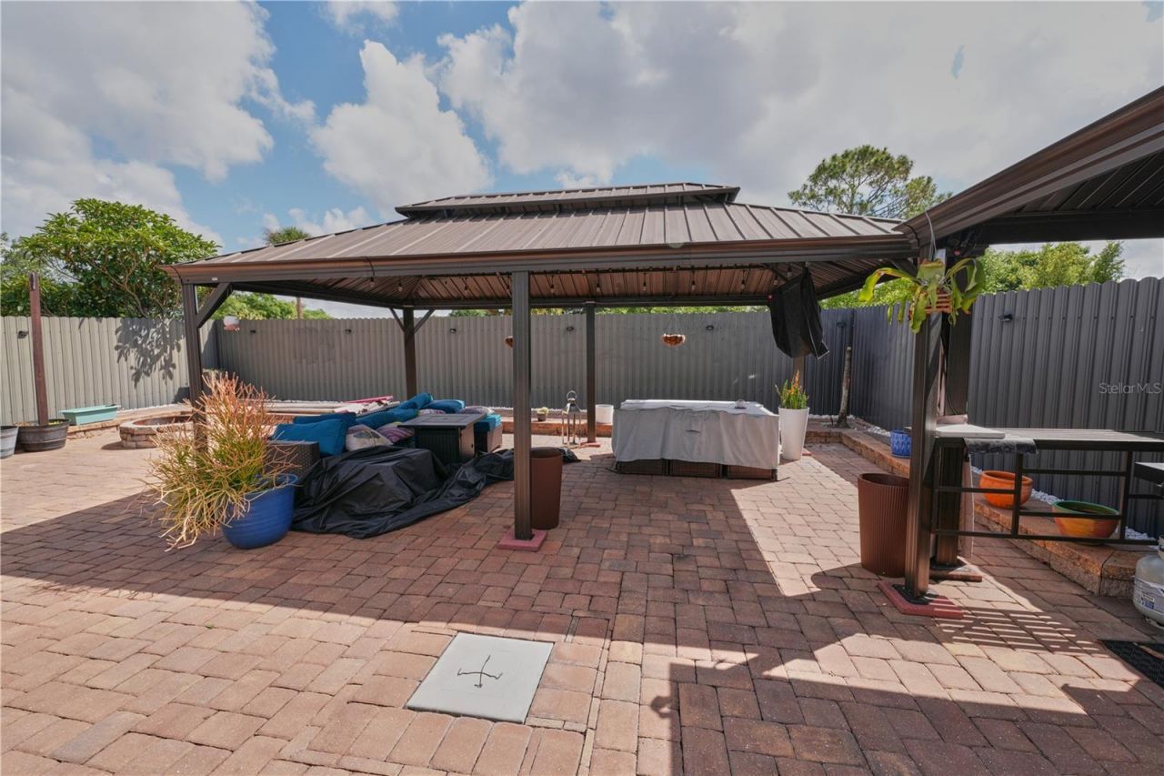 7305 Victoria Circle , Unit 202, Orlando, FL 32835 Photo