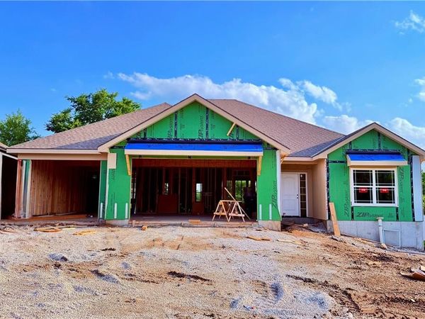 11715 E 231st Street, Peculiar, MO 64078
