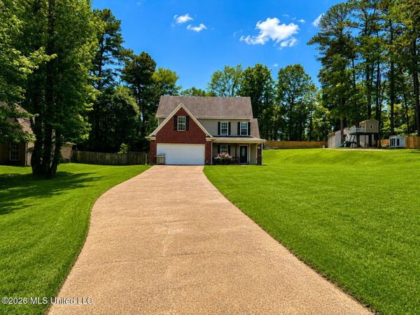 9932 Victor Drive, Olive Branch, MS 38654