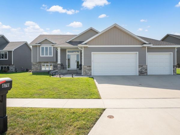 870 Portsmith Drive NW, Rochester, MN 55901