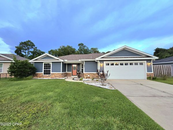 603 Diamonte Circle , Panama City, FL 32404
