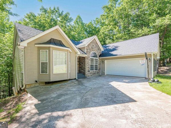 262 MORSE ELM Loop, Waleska, GA 30183