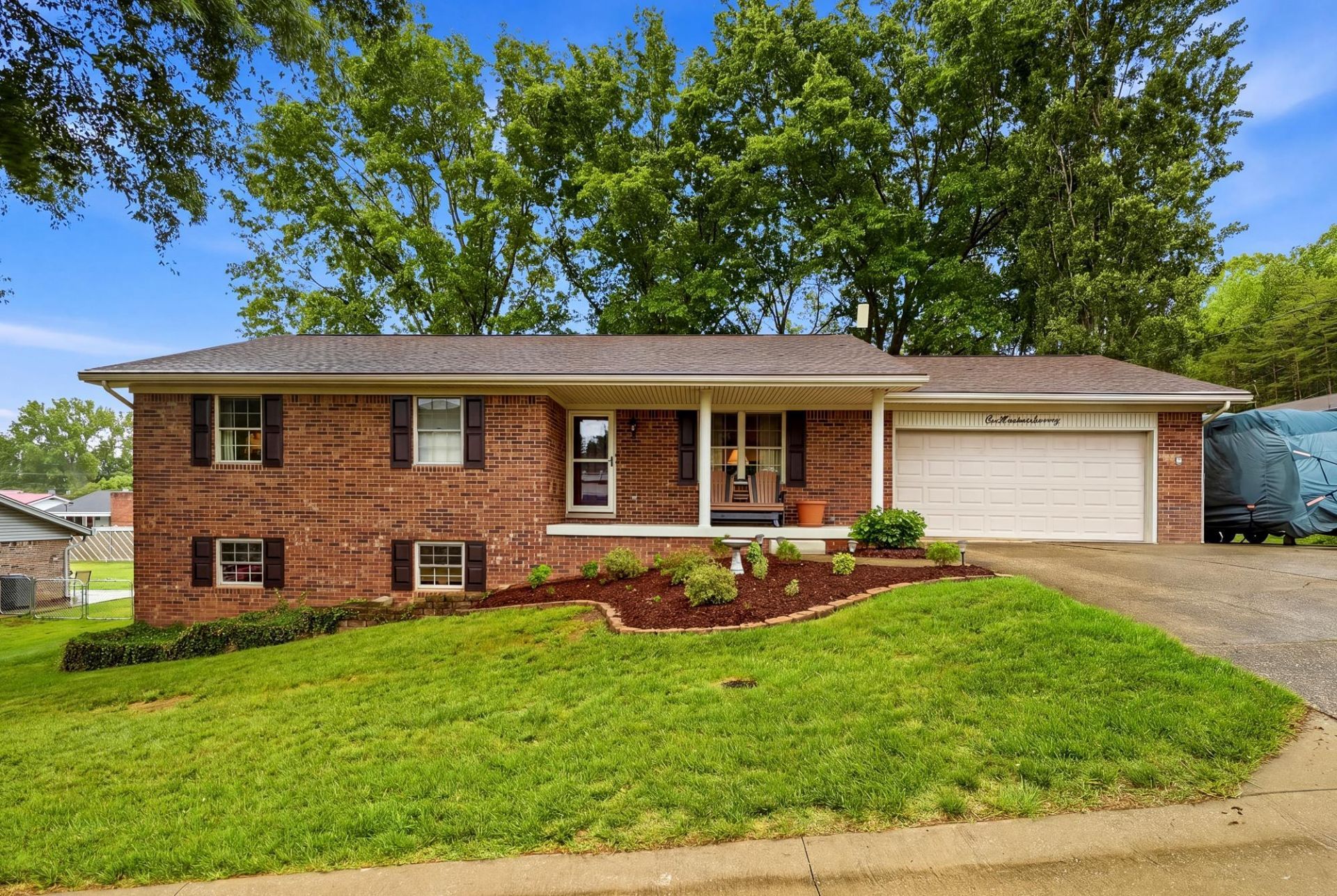 170 Woodland Forest, Winfield, WV 25213 Main Photo