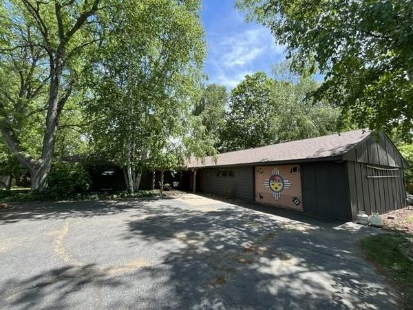 525 S 4th St E, Fort Atkinson, WI 53538