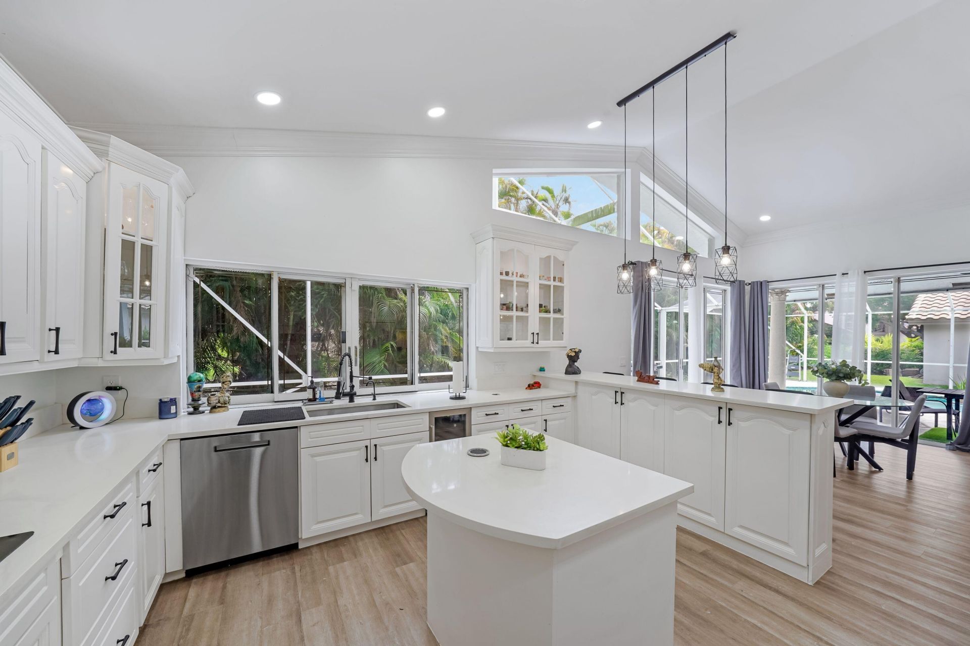 12499 Classic Drive, Coral Springs, FL 33071 Photo