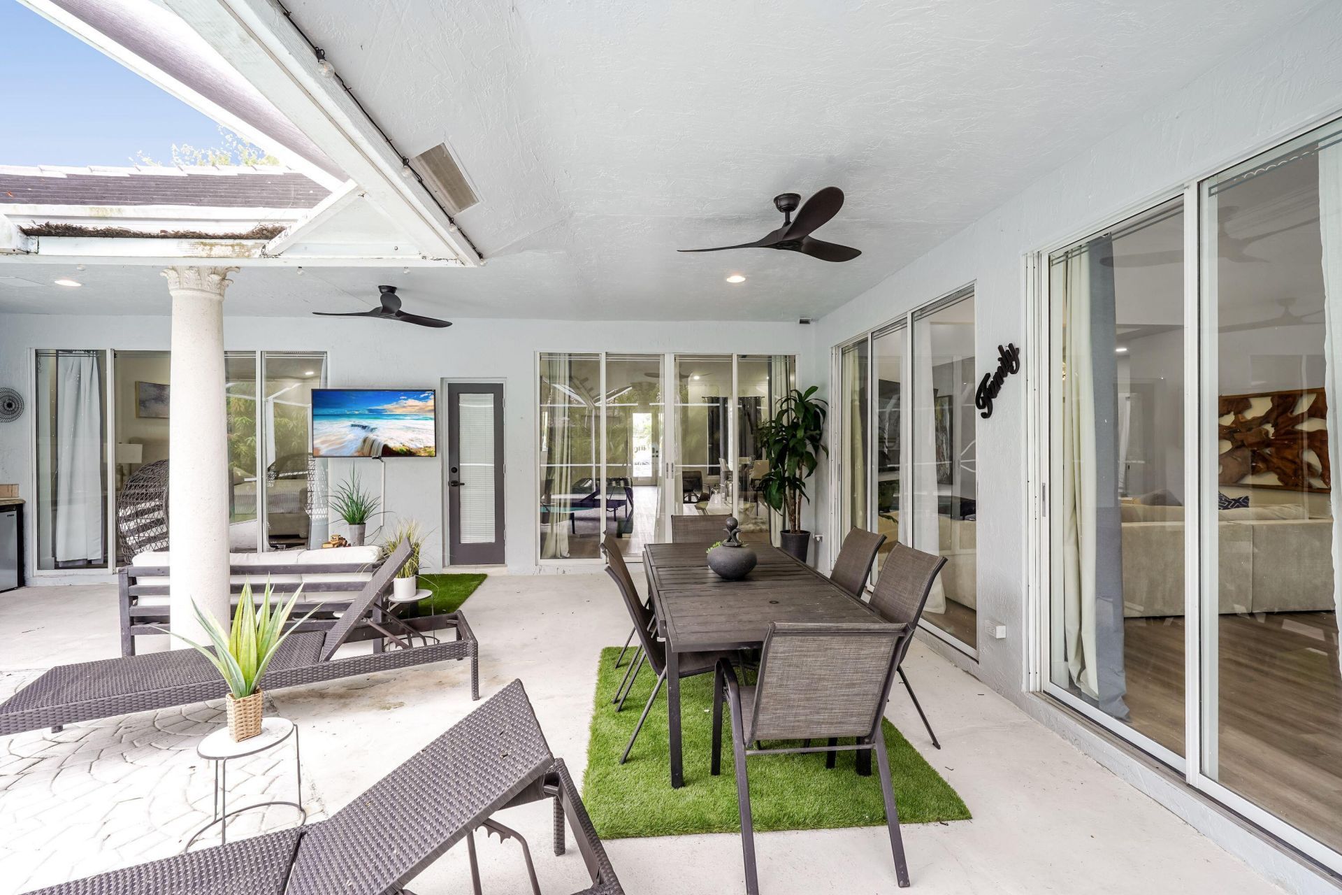 12499 Classic Drive, Coral Springs, FL 33071 Photo