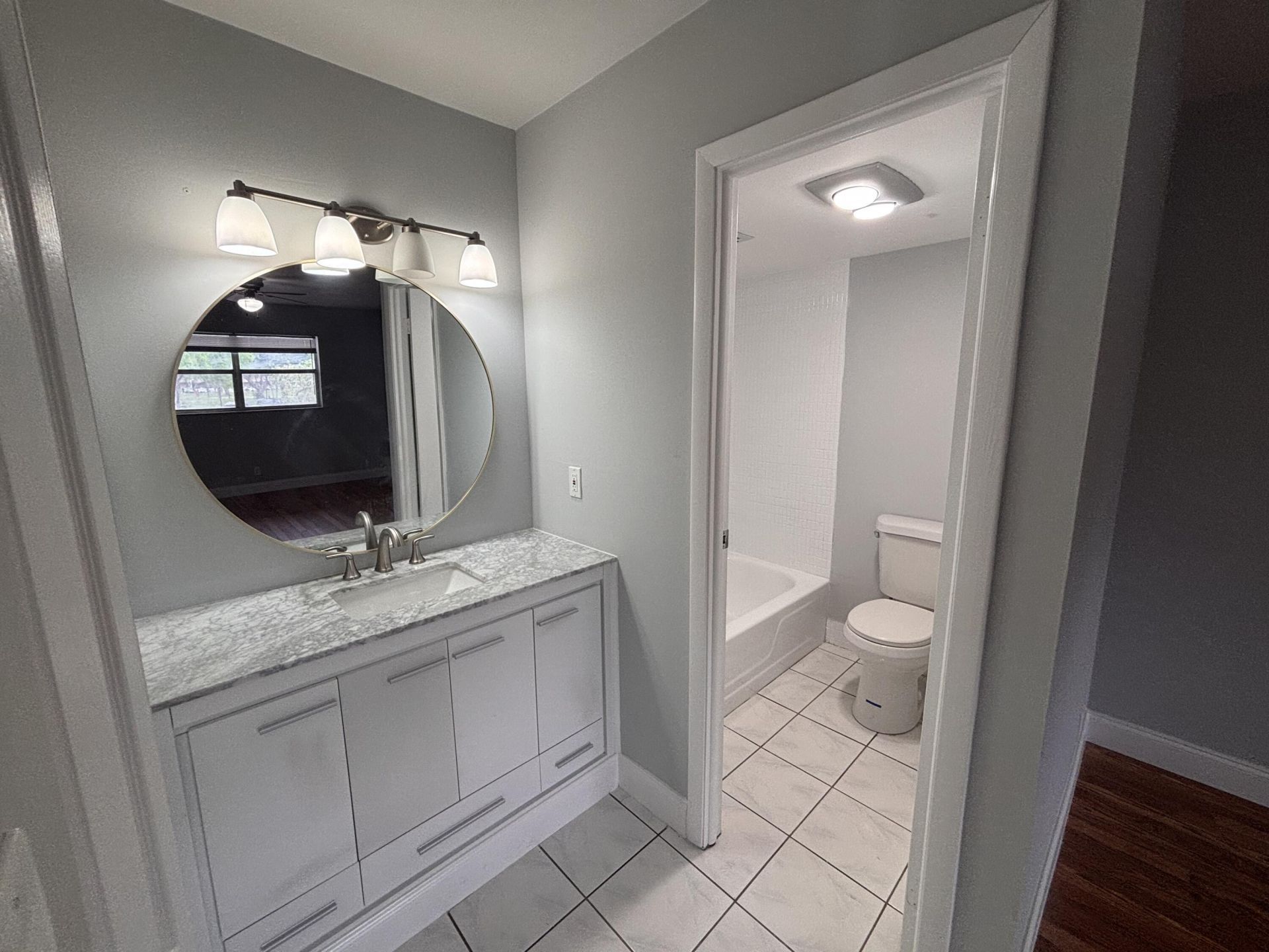 6100 S Falls Circle Drive, Unit 204, Lauderhill, FL 33319 Photo