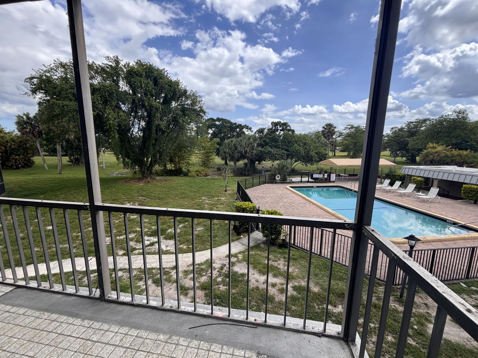 6100 S Falls Circle Drive, Unit 204, Lauderhill, FL 33319 Photo