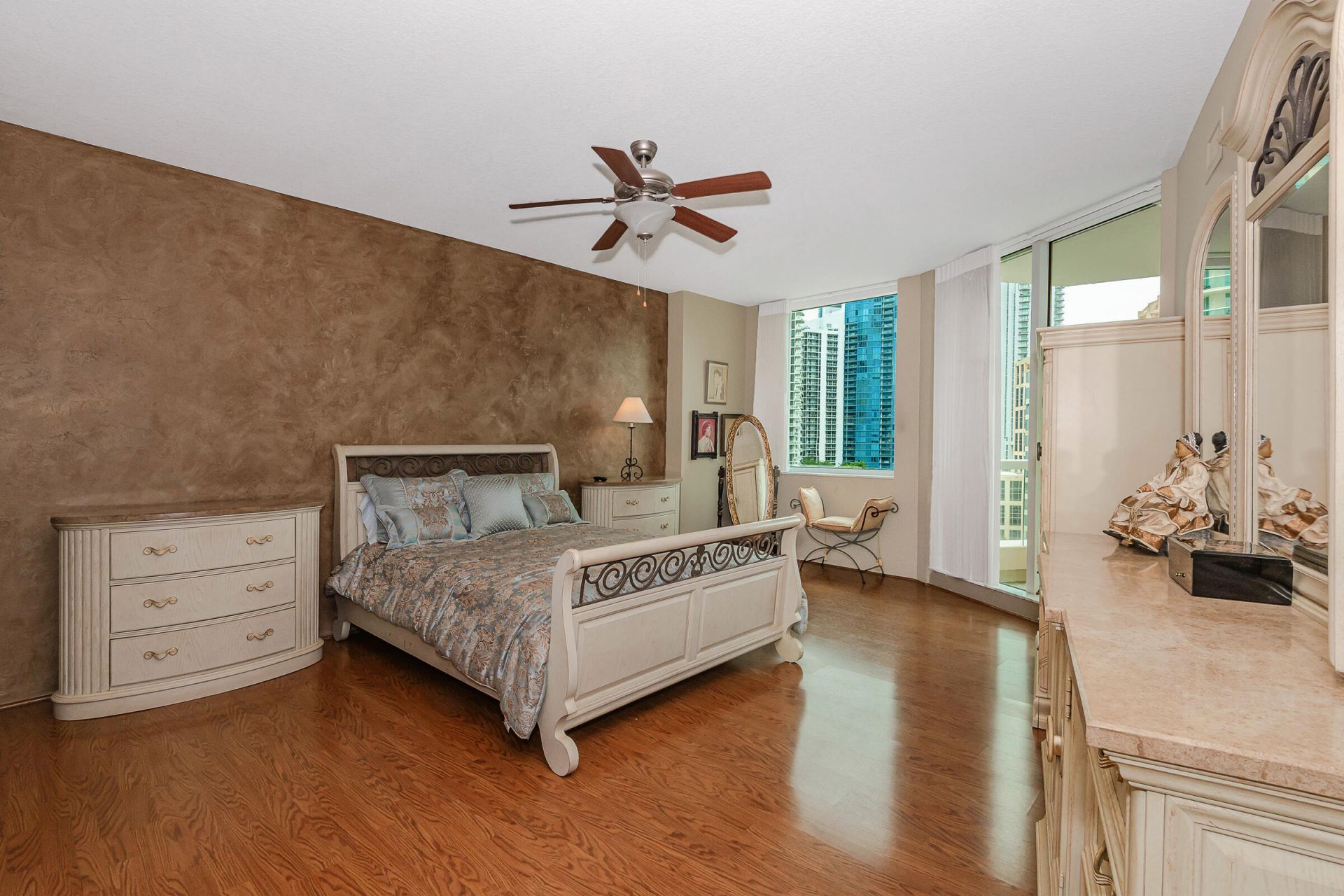 411 N New River Dr Drive E, Unit 1703, Fort Lauderdale, FL 33301 Photo