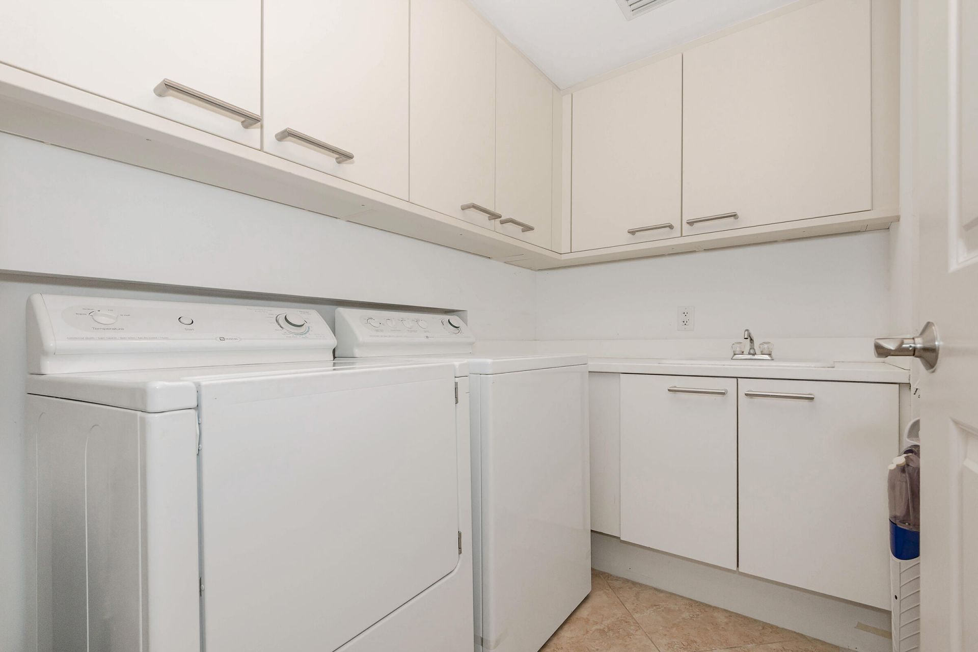 411 N New River Dr Drive E, Unit 1703, Fort Lauderdale, FL 33301 Photo