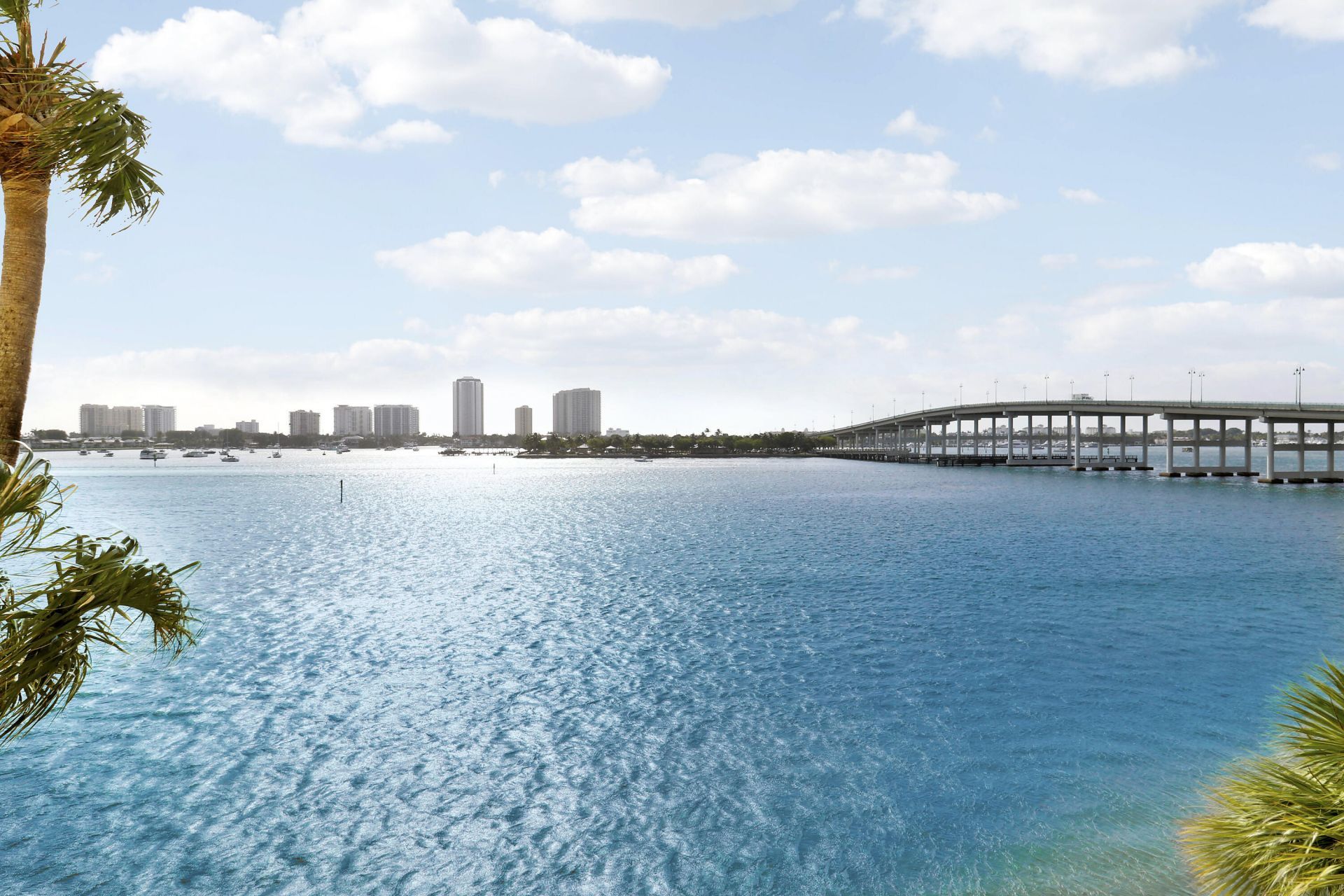 2640 Lake Shore Drive, Unit 307, Riviera Beach, FL 33404 Photo