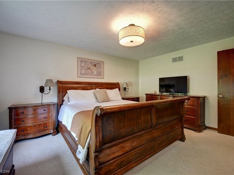 4528 Greenmeadow Avenue NW, Canton, OH 44709 Photo 13