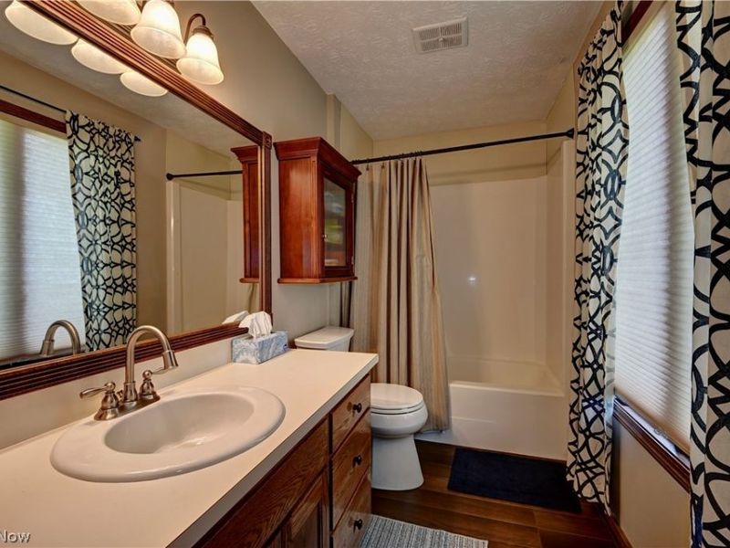 4528 Greenmeadow Avenue NW, Canton, OH 44709 Photo 14