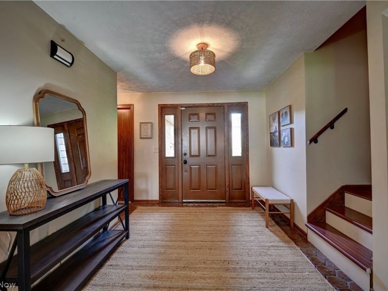 4528 Greenmeadow Avenue NW, Canton, OH 44709 Photo 2