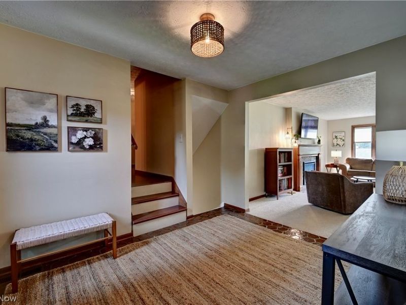 4528 Greenmeadow Avenue NW, Canton, OH 44709 Photo 3
