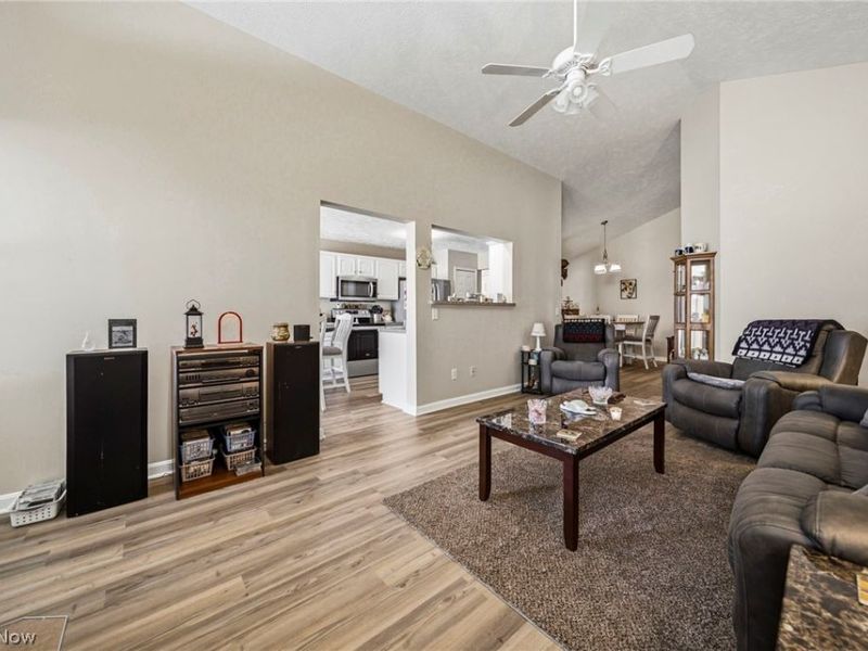 7618 Willow Woods Drive, North Olmsted, OH 44070 Photo 11