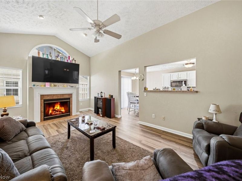 7618 Willow Woods Drive, North Olmsted, OH 44070 Photo 12