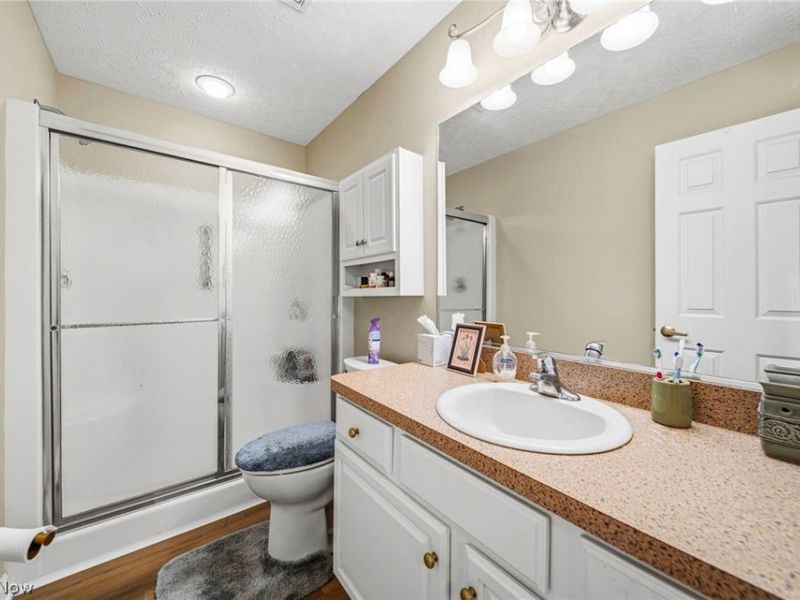7618 Willow Woods Drive, North Olmsted, OH 44070 Photo 26