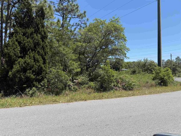 9650 Navarre Pkwy, Navarre, FL 32566