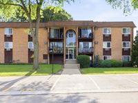 1080 Knoll Lane , Hoffman Estates, IL 60169 primary photo