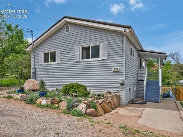 324 Terrace Place, Manitou Springs, CO 80829