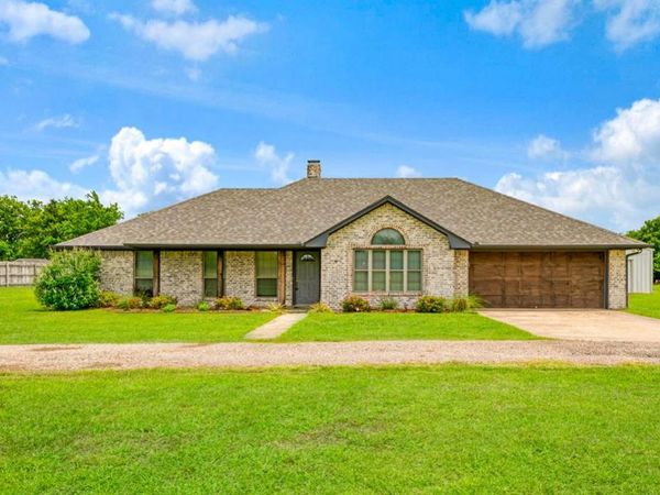 1250 CR 32240, Sumner, TX 75486