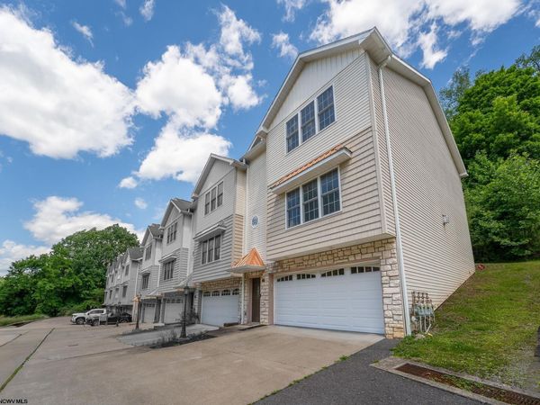 108 Claremont Court, Morgantown, WV 26501
