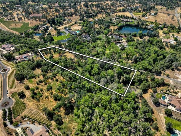 6225 Wells Ave, Loomis, CA 95650