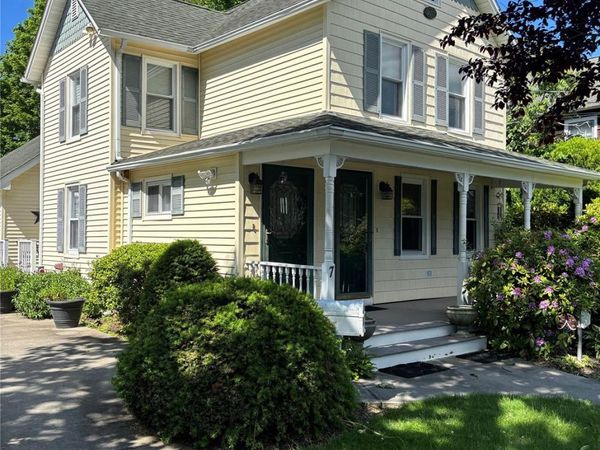 7 Thorne Street, Patchogue, NY 11772