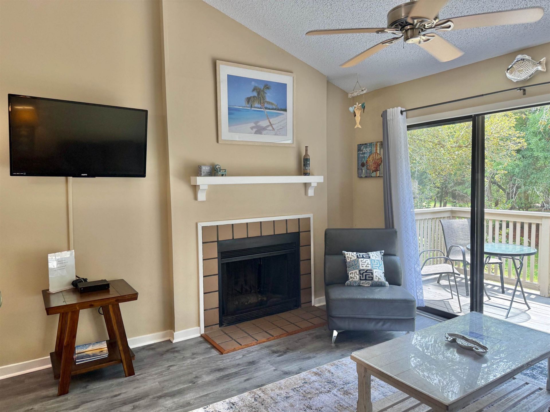 210 Westleton Dr.  Photo 6