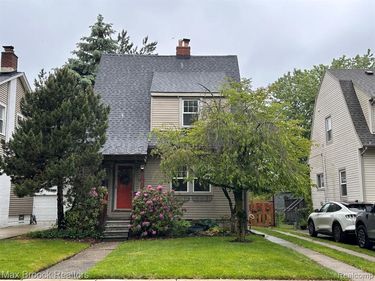 1110 Irving Avenue, Royal Oak, MI 48067