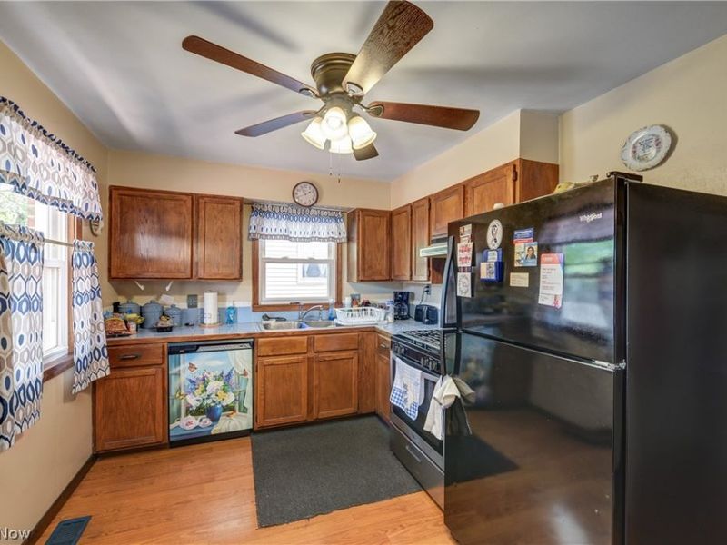 3155 Toledo Avenue, Lorain, OH 44055 Photo 12