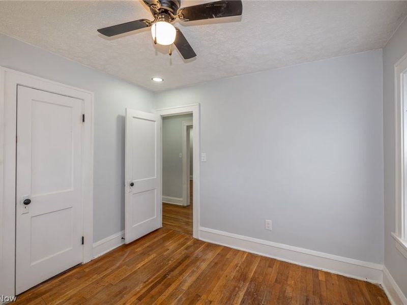 12708 Dove Avenue, Cleveland, OH 44105 Photo 22