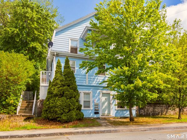 182 Vauxhall, New London, CT 06320