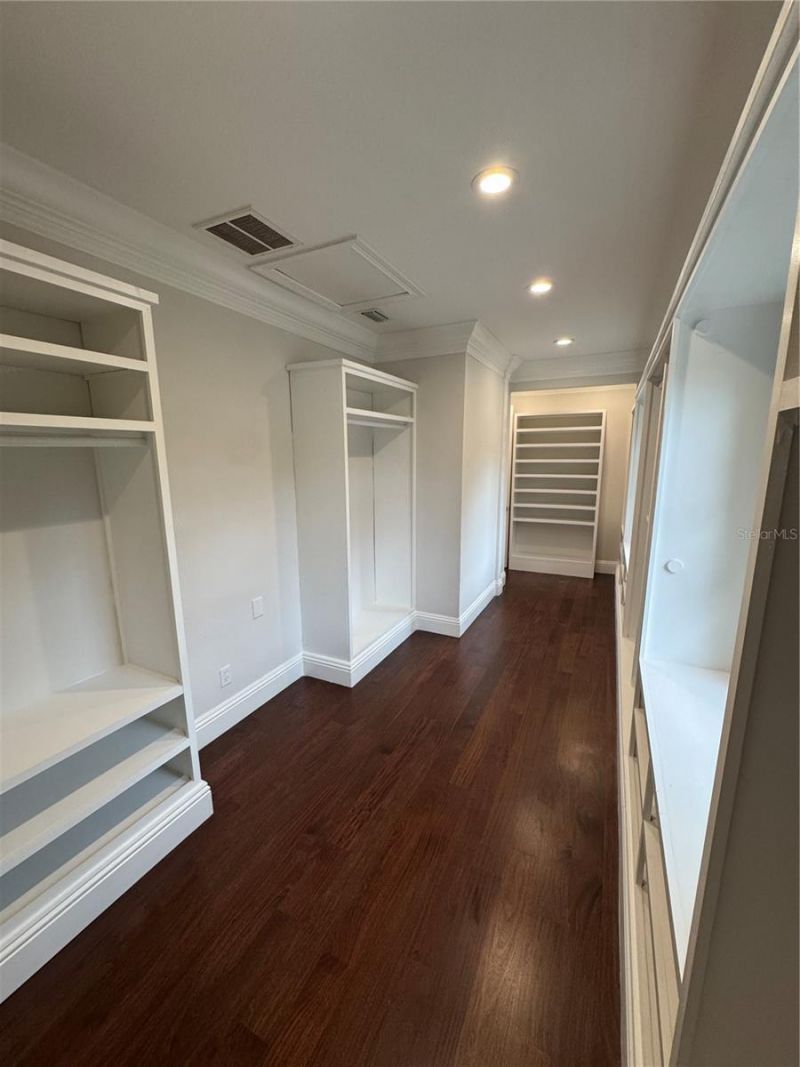 420 S Royal Poinciana Drive, Tampa, FL 33609 Photo
