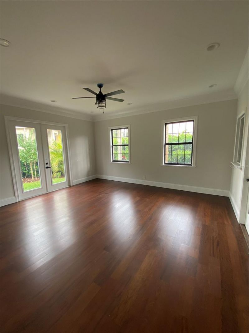 420 S Royal Poinciana Drive, Tampa, FL 33609 Photo