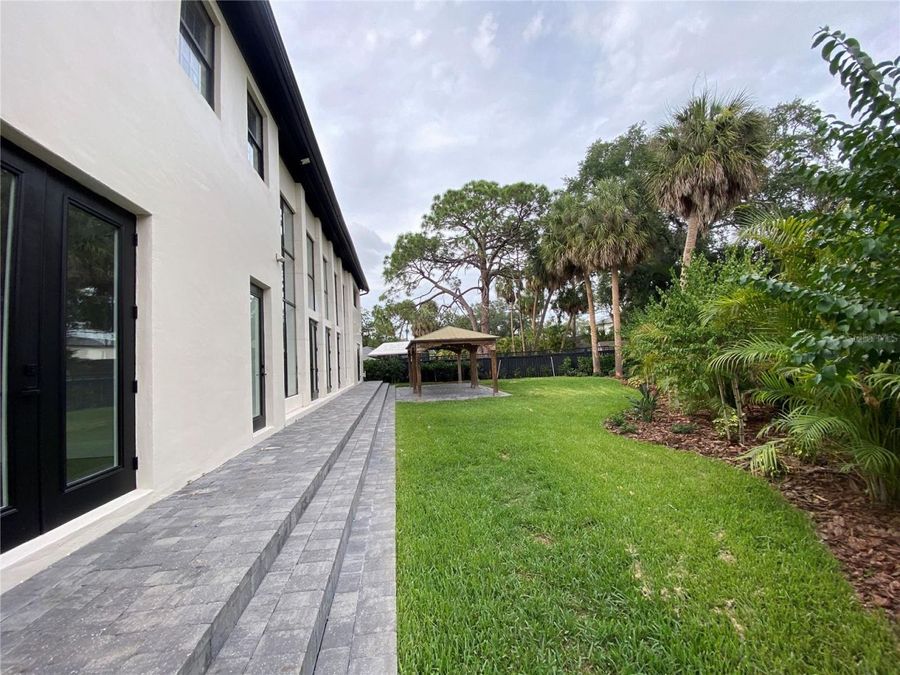 Property Image 76