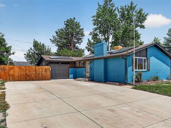 10523 W 62nd Place, Arvada, CO 80004