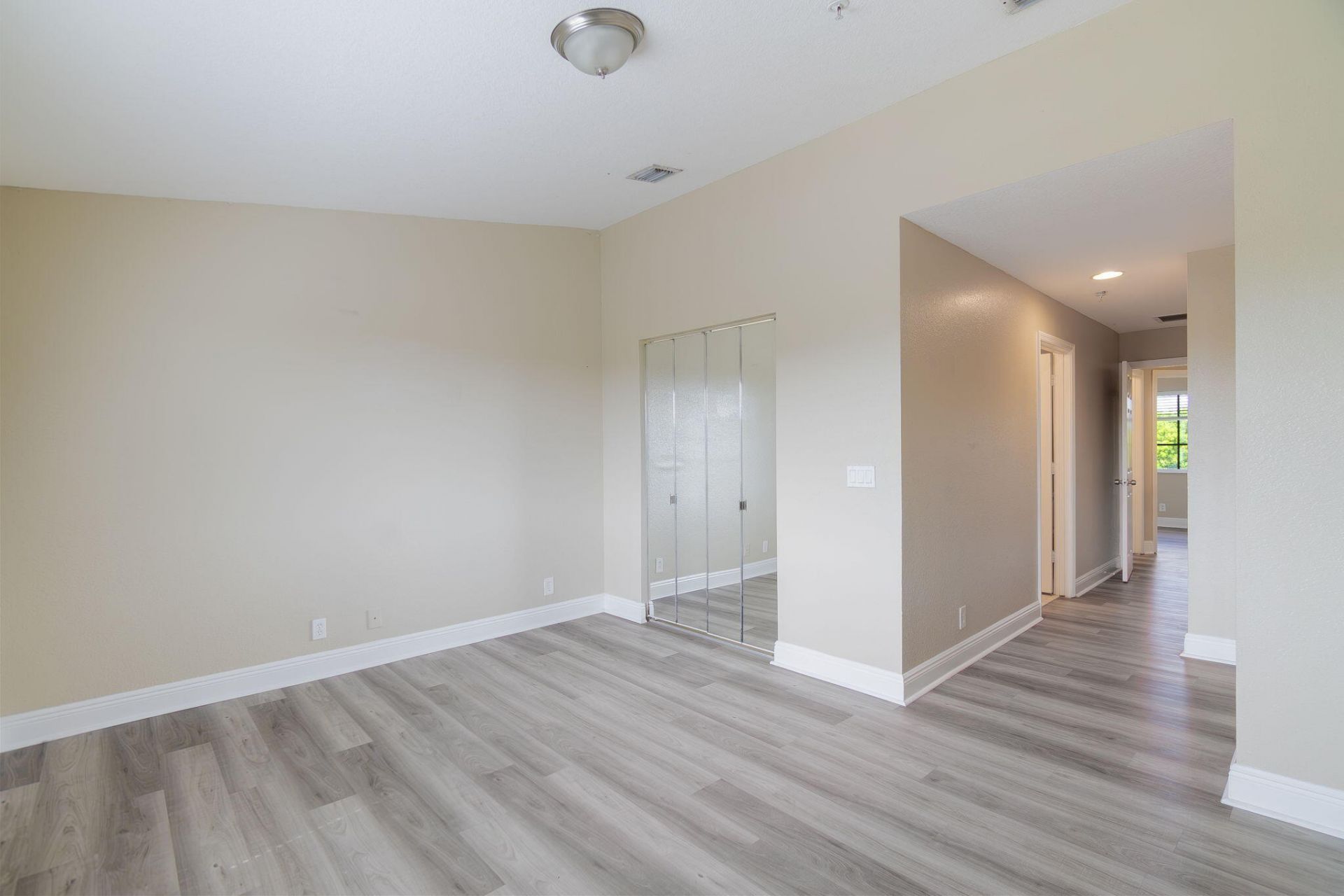 1718 NE 6th Street, Boynton Beach, FL 33435 Photo