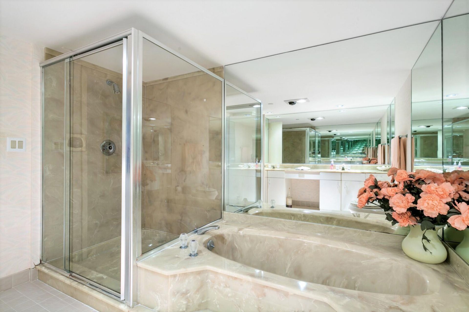 5070 N Ocean Drive, Unit 23c, Singer Island, FL 33404 Photo