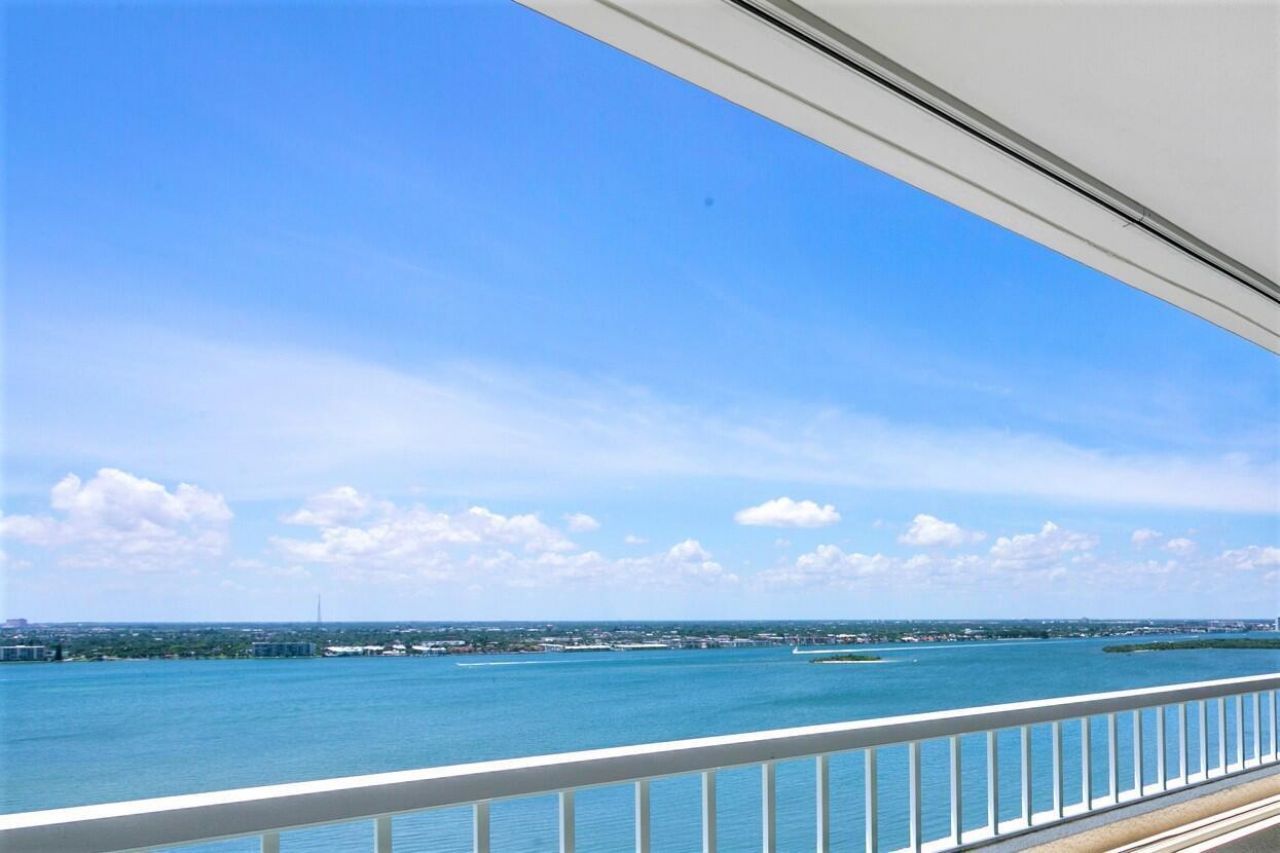 5070 N Ocean Drive, Unit 23c, Singer Island, FL 33404 Photo