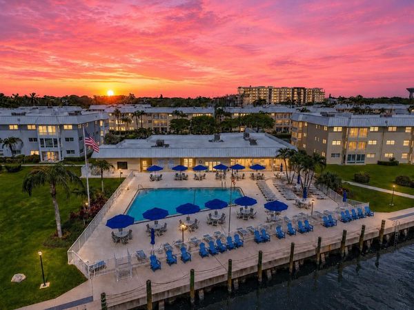 18 COLONIAL CLUB Drive, Unit 200, Boynton Beach, FL 33435