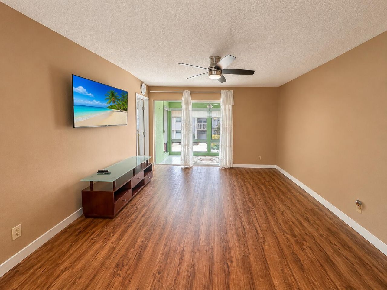 18 Colonial Club Drive, Unit 200, Boynton Beach, FL 33435 Photo
