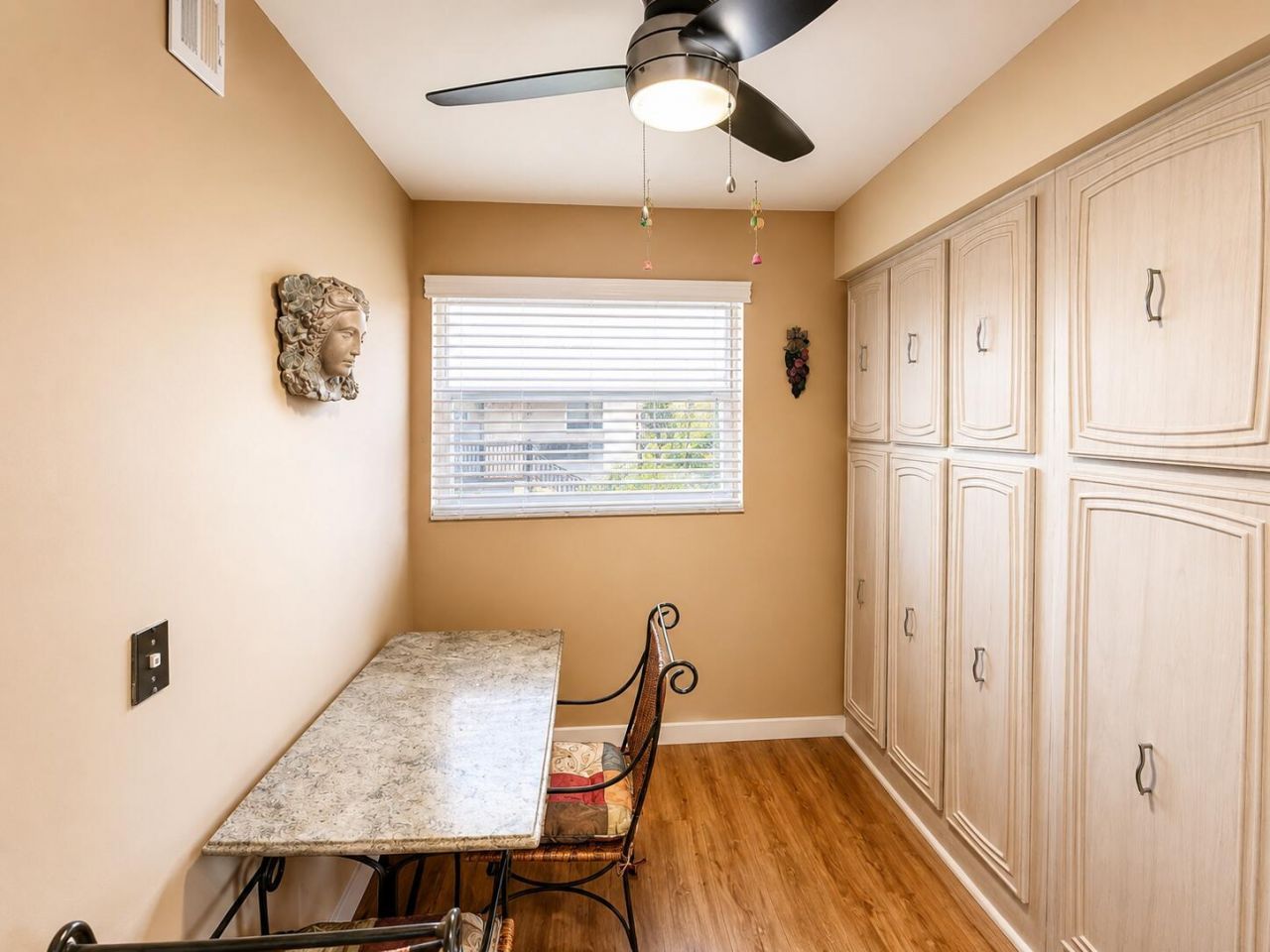 18 Colonial Club Drive, Unit 200, Boynton Beach, FL 33435 Photo